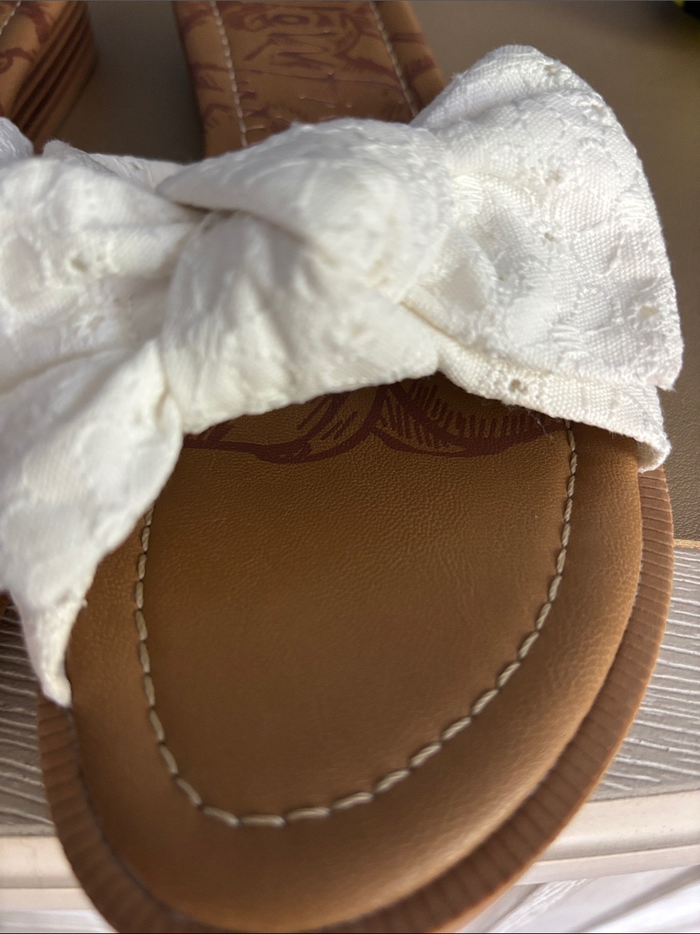 Blowfish White Knotted Slide Sandals with Tan Footbed - Picture 5 of 5